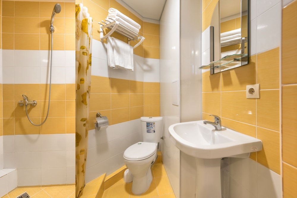 Classic Triple Room photo 3