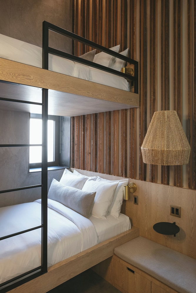 Room (Bunk Room) - Photo 4