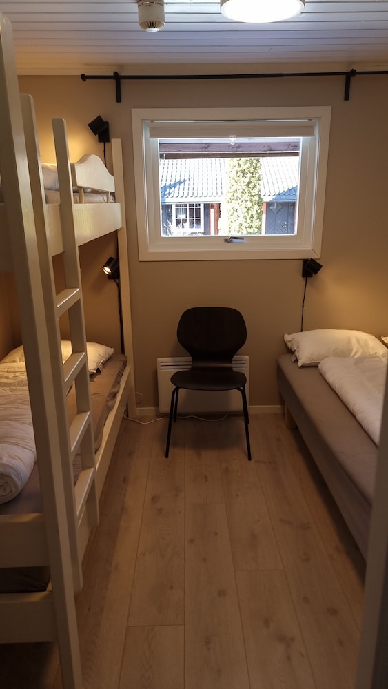 Cabin, 2 Bedrooms photo 1