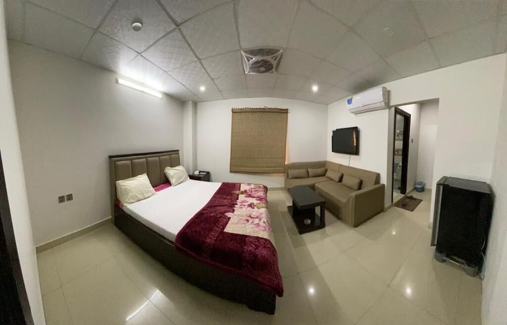 Deluxe Apartment photo 1