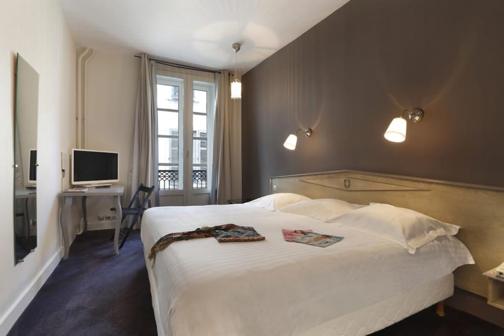 Superior Double Room - Photo 9