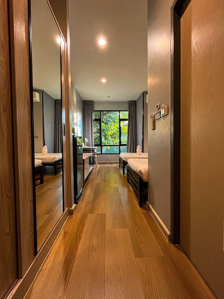 Deluxe Twin Room - Photo 3