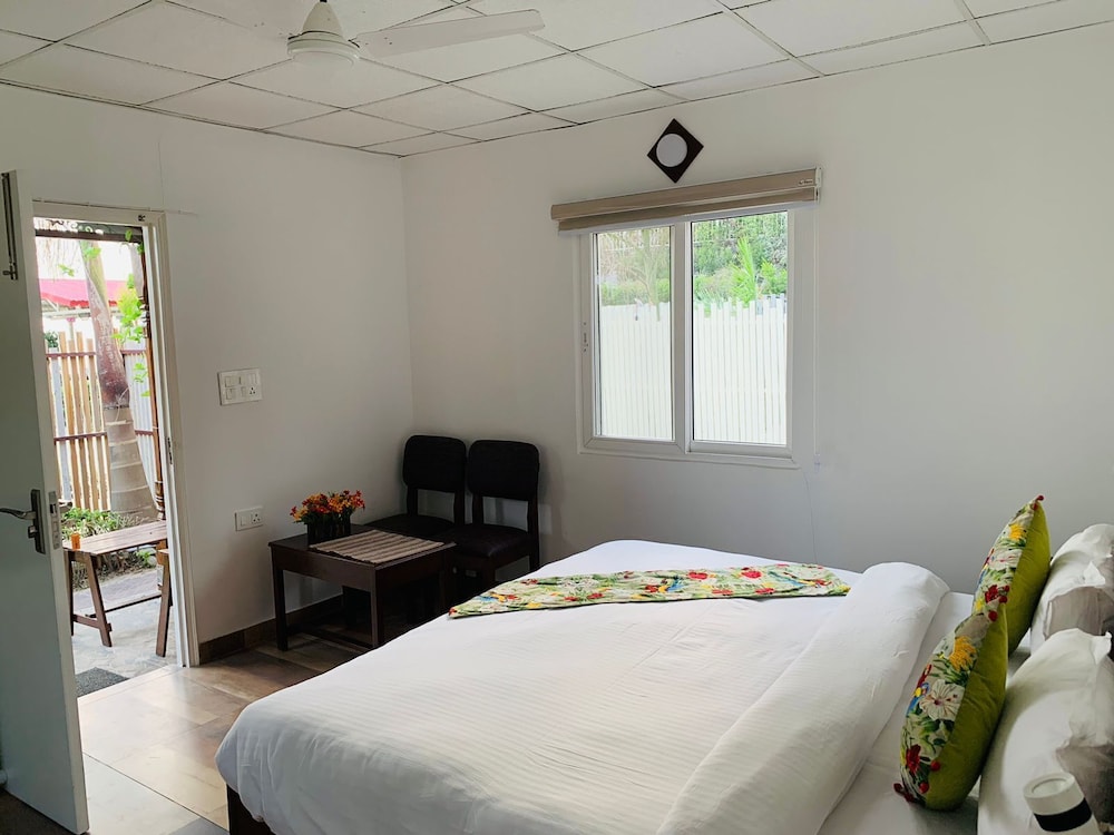 Deluxe Cottage - Photo 2