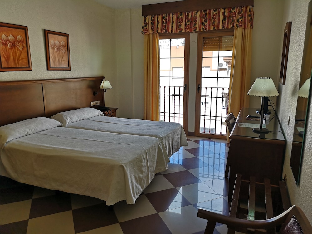 Double Room - Photo 2