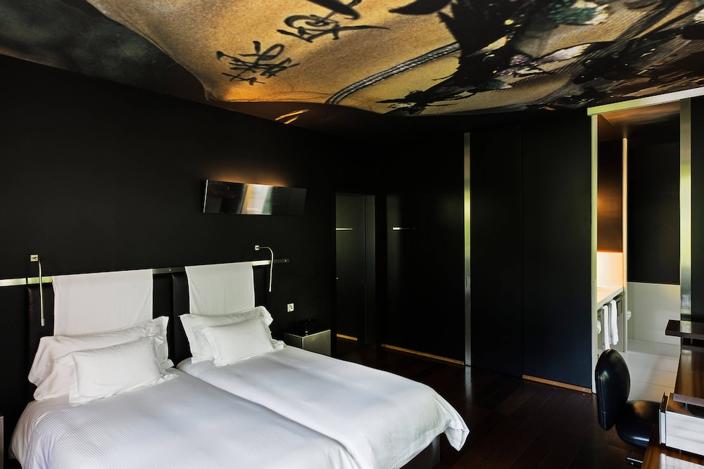 Junior Suite, 2 Twin Beds, Park View photo 2