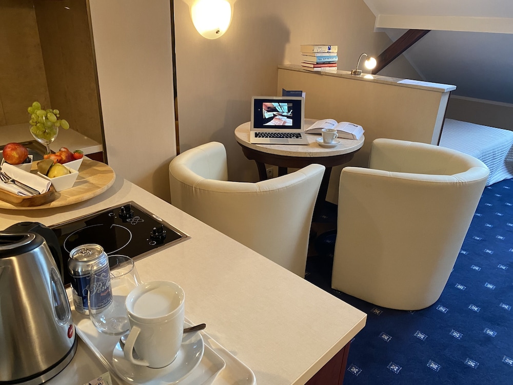 Business Single Room photo 3