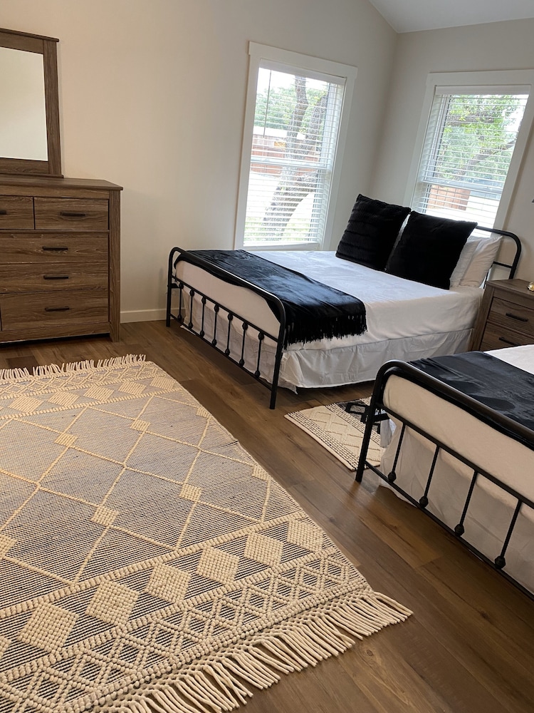 Elite House, 3 Bedrooms photo 3