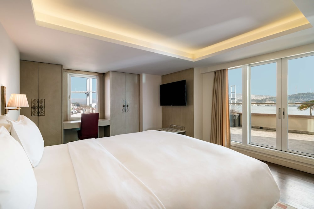 Presidential Suite (Bosphorus View) photo 1