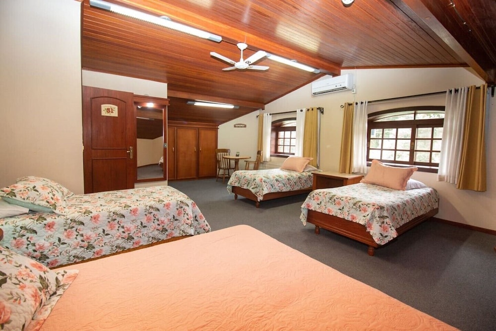 Family Suite photo 3