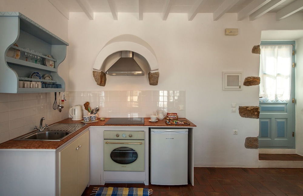 House, 1 Bedroom, Sea View (Arietta) photo 3