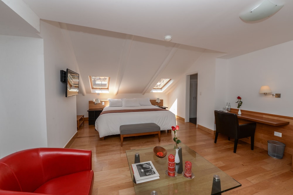 Suite photo 1