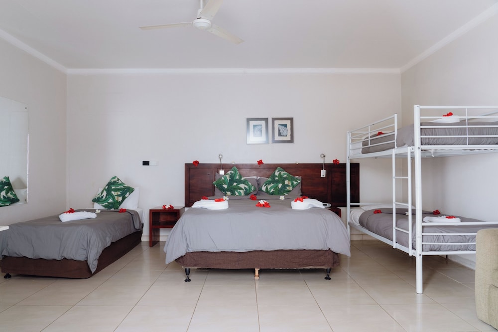 Family Suite - Photo 1