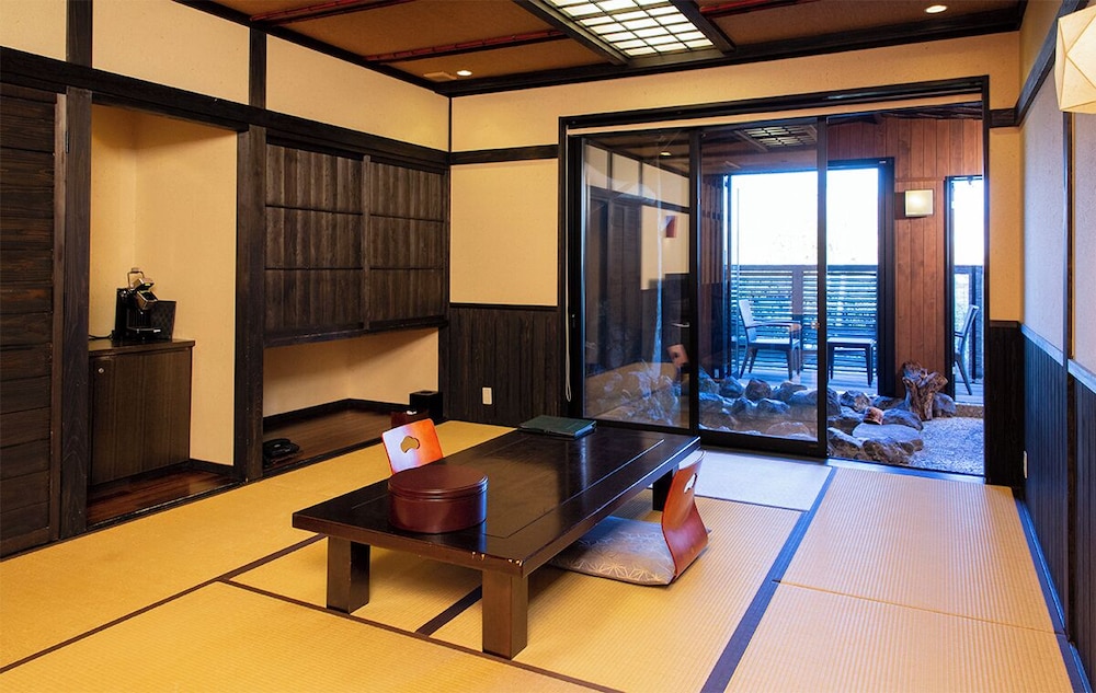 Yusui Villa, Japanese Traditional style, Twin Room with Open-Air Bath (Check-in by 6PM) photo 1