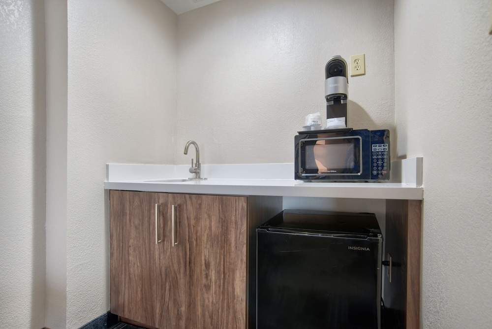 Suite, 1 King Bed (Extra Floor Space) - Photo 5