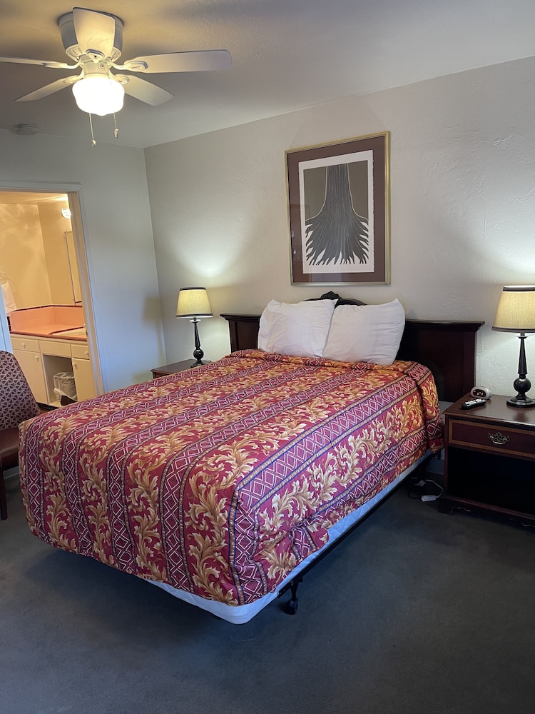 Standard Room photo 1