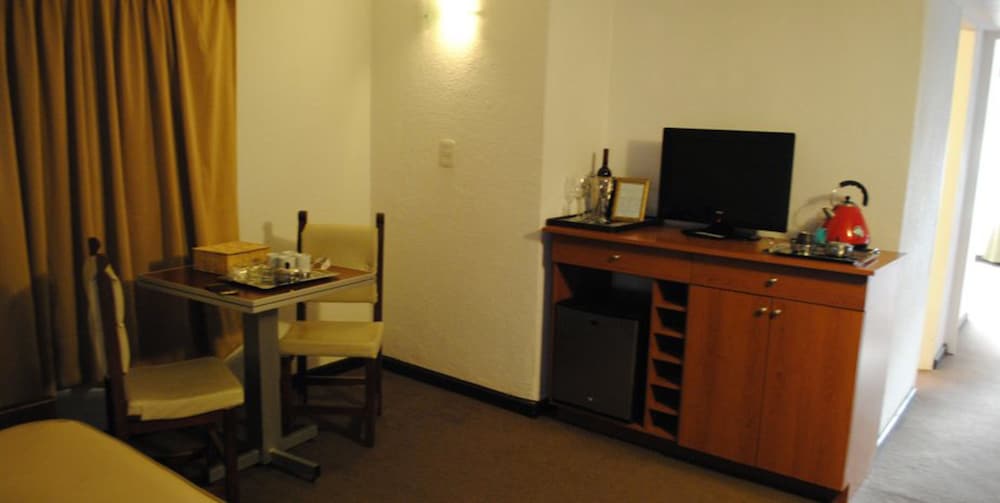Standard Triple Room photo 2