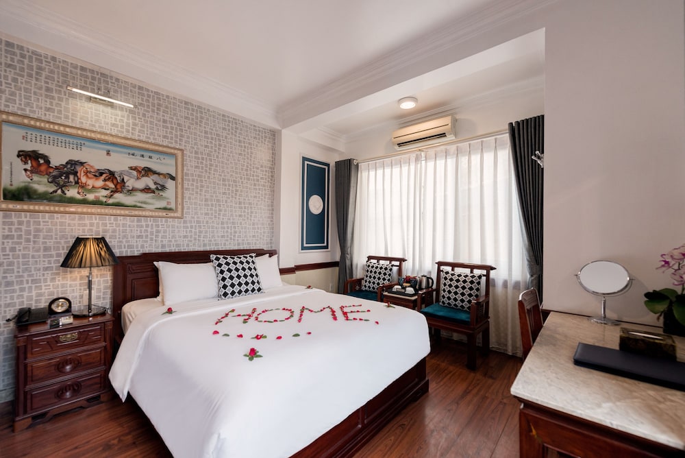 Deluxe Double or Twin Room, City View