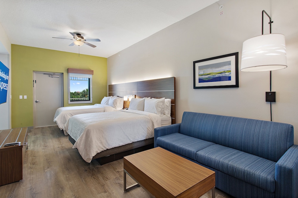 Standard Room, 2 Queen Beds, Balcony - Photo 5