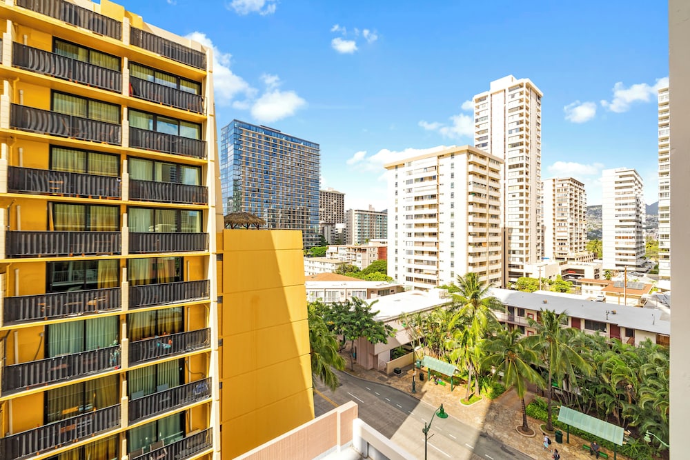 Pacific Monarch - 1 BR - Ocean & City Views: Condo, 1 Bedroom, City View (0109) photo
