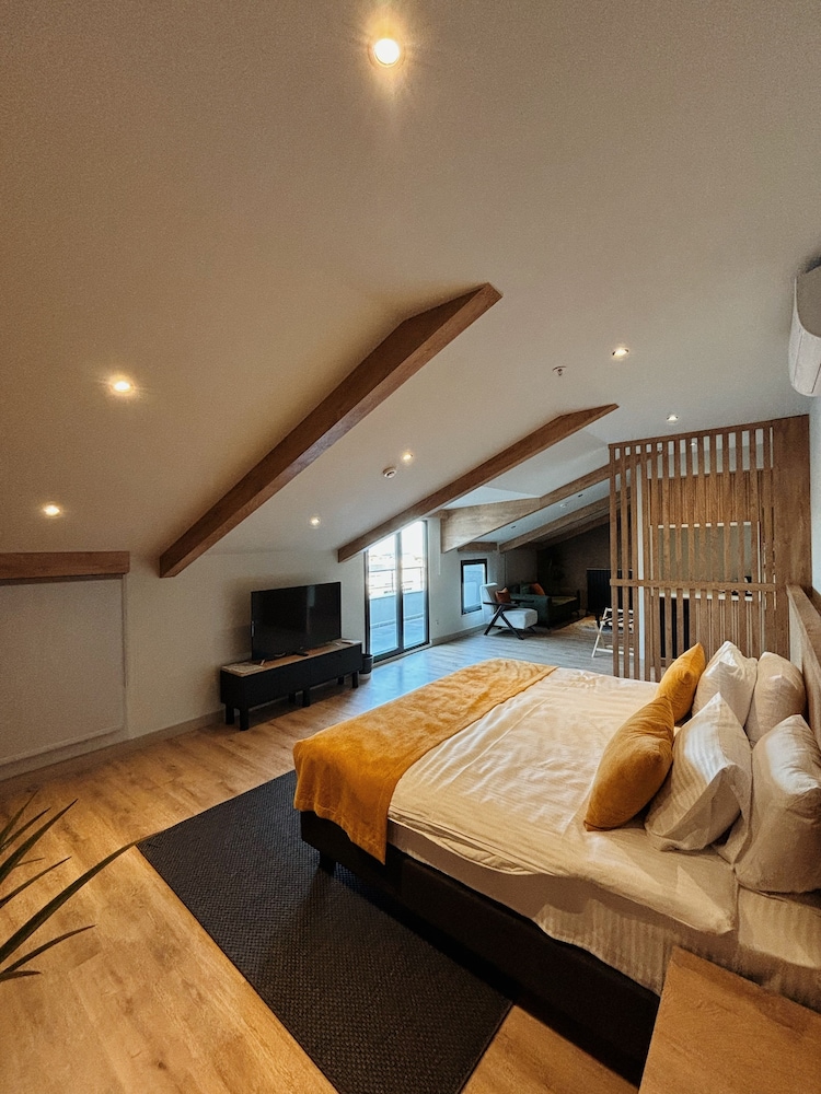 King Suite with Sea View photo 2