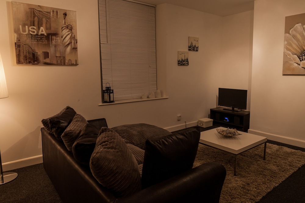 Apartment, 1 Bedroom, Kitchen photo 2