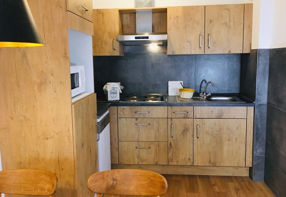Superior Condo, Non Smoking, Mountain View photo 2