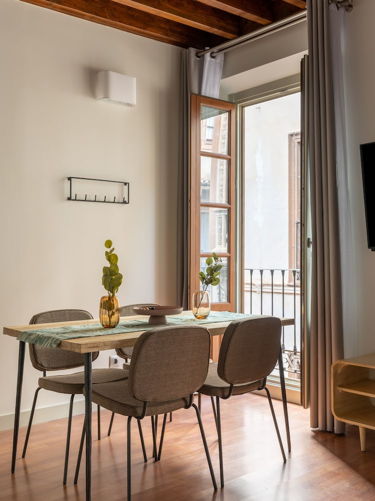 One-Bedroom Apartment with Balcony - Photo 14