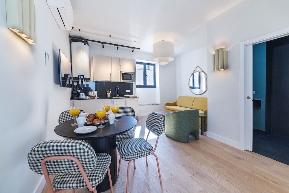 Superior Apartment