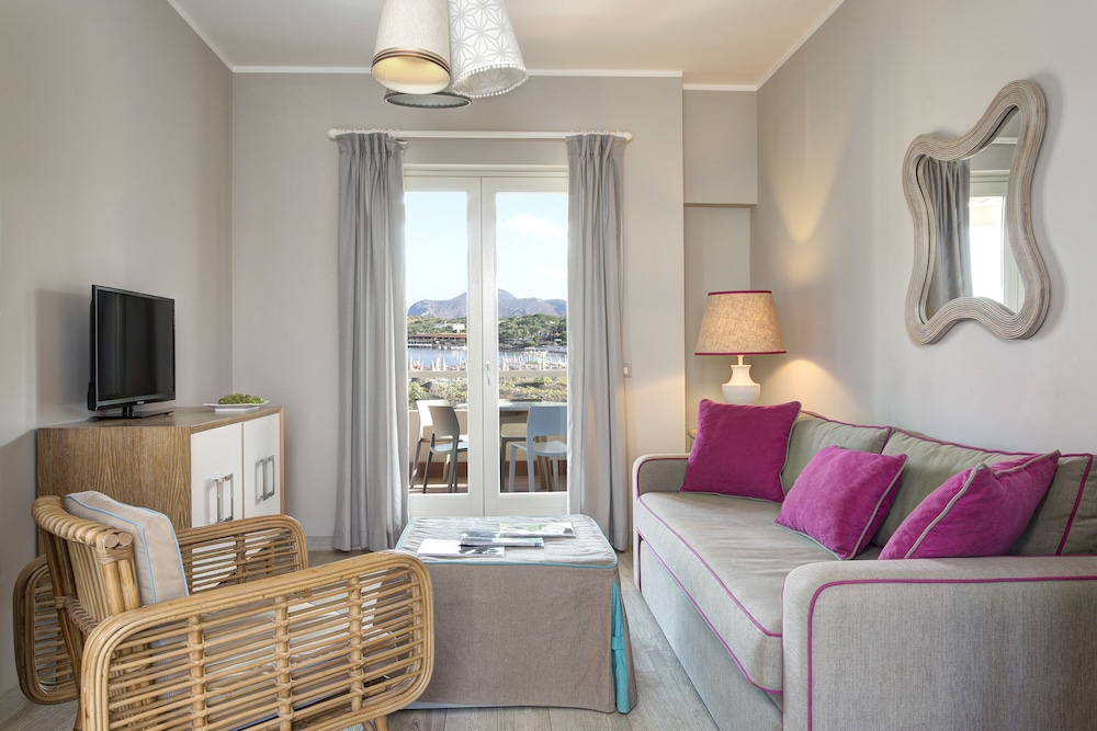 Superior Double or Twin Room photo 2