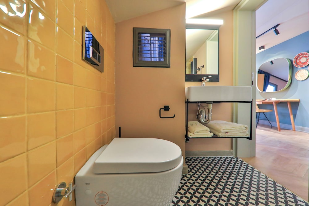 Economy Double Room - Photo 5