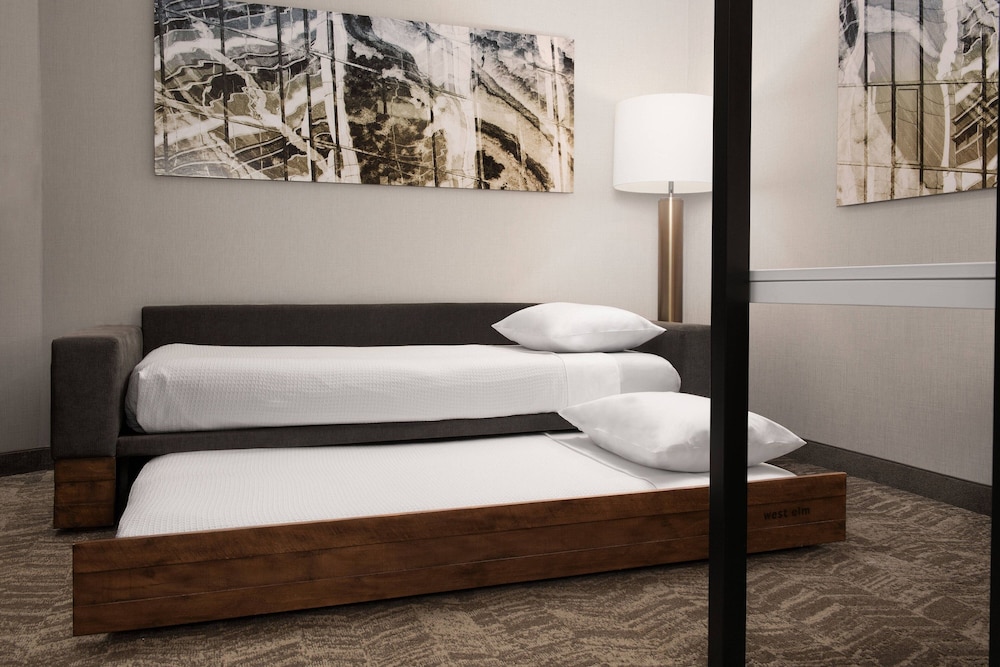 Studio Suite, 1 King Bed - Photo 4