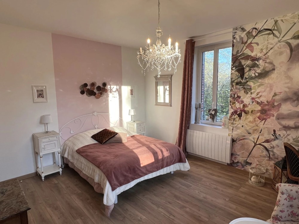 Family Room, Garden View