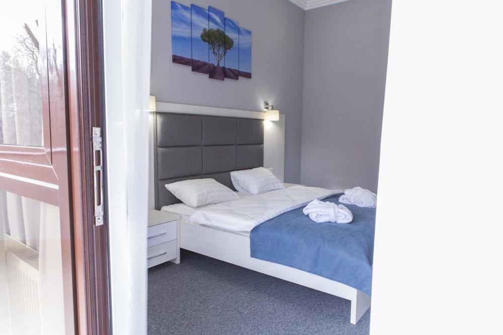 Superior Double Or Twin Room, Balcony, Lake View photo 3