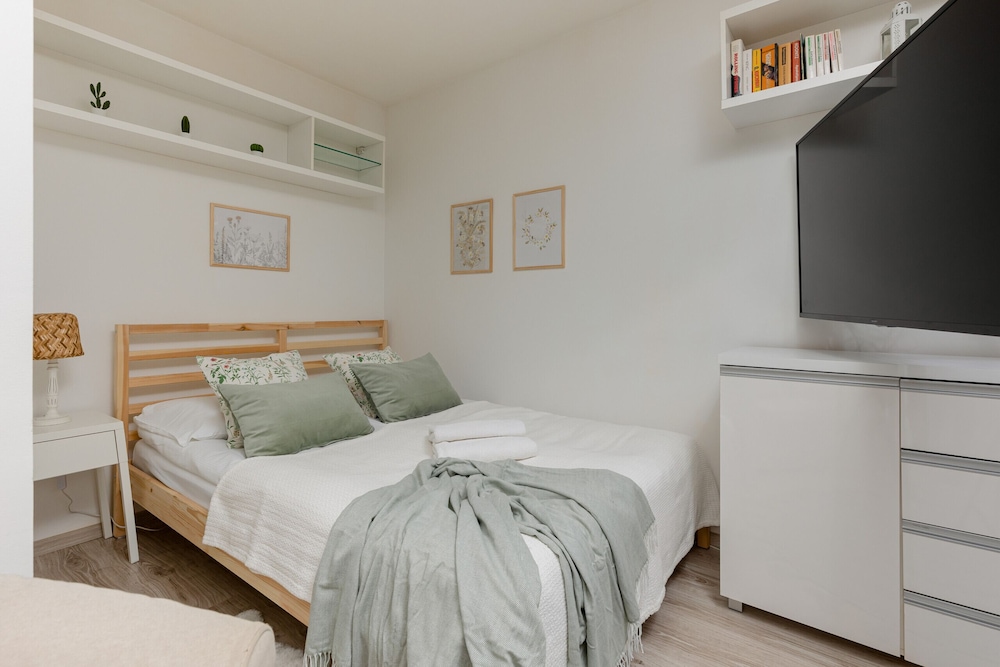 Studio, Kitchen