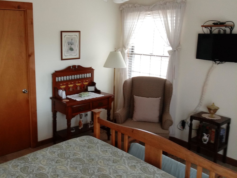 Standard Double Room, Ensuite (Qn04 Standard) photo 3
