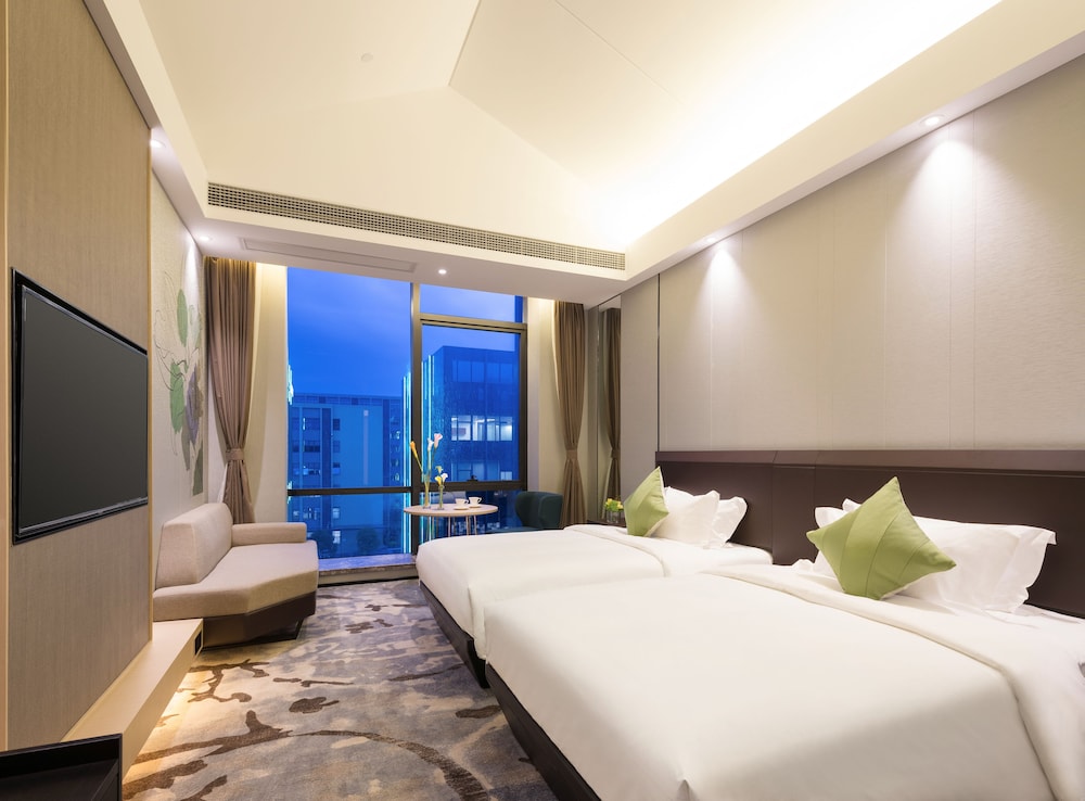 Executive Twin  Room(Free shuttle bus to exhibition hall will be provided during the canton fair)