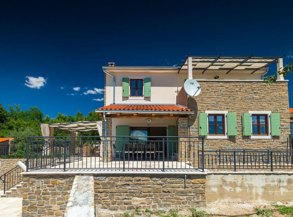 Villa (Four Bedroom Villa With Pool)