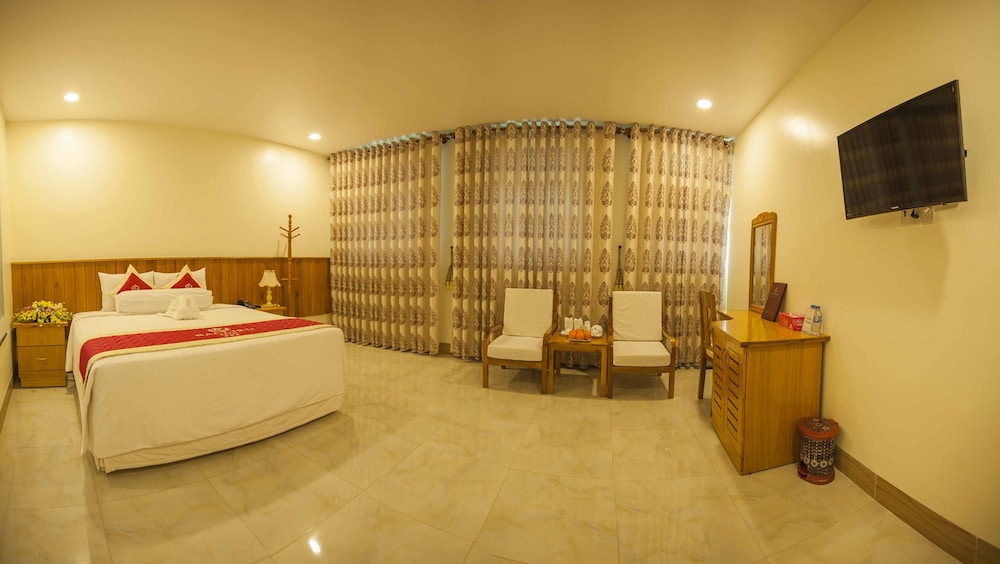 Premium Suite - Photo 2