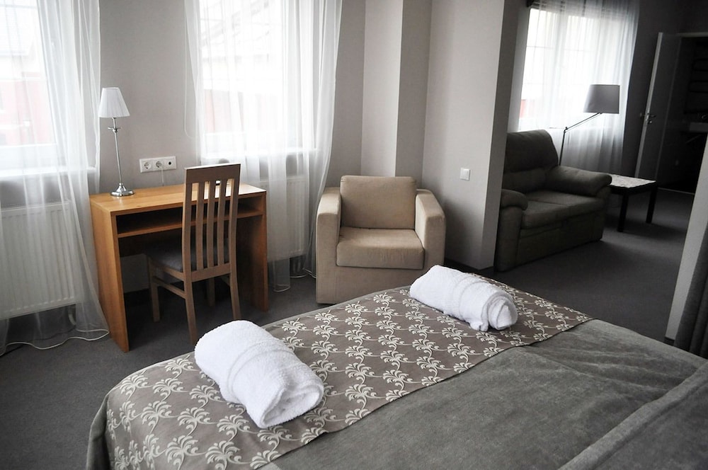 Suite, Balcony (1 Double Or 2 Single Beds)