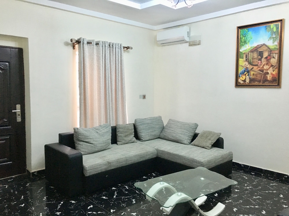 Royal Studio Suite