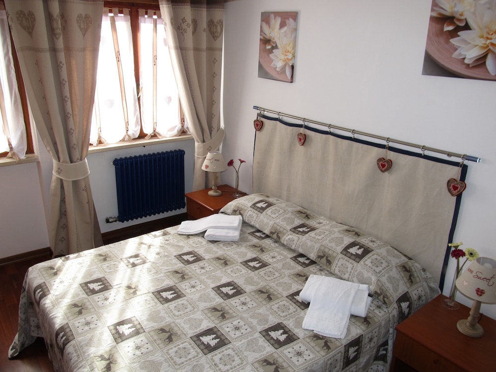Apartment, 1 Bedroom, Annex Building photo 3