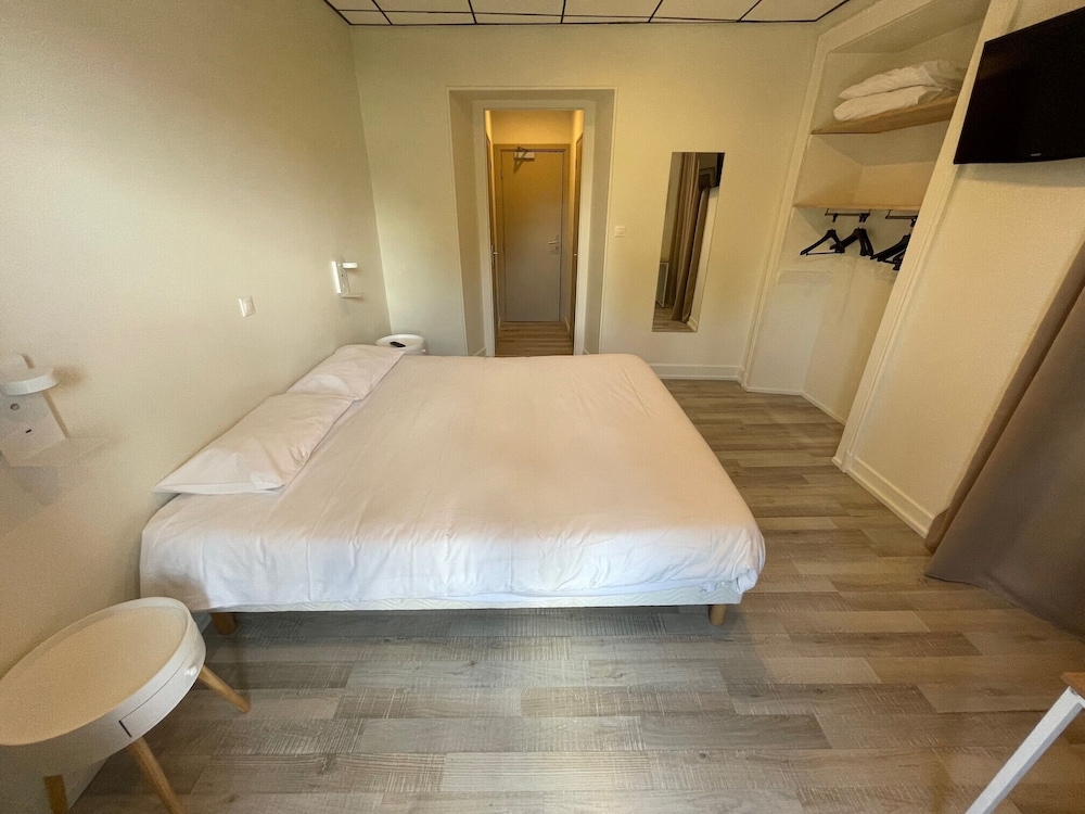Superior Room, Lake View photo 1