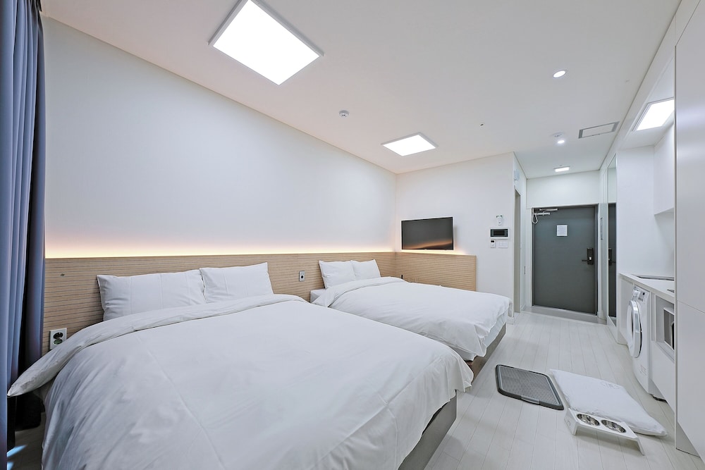 Family Twin Room (below 6kg, 1 pet allowed) - Photo 6