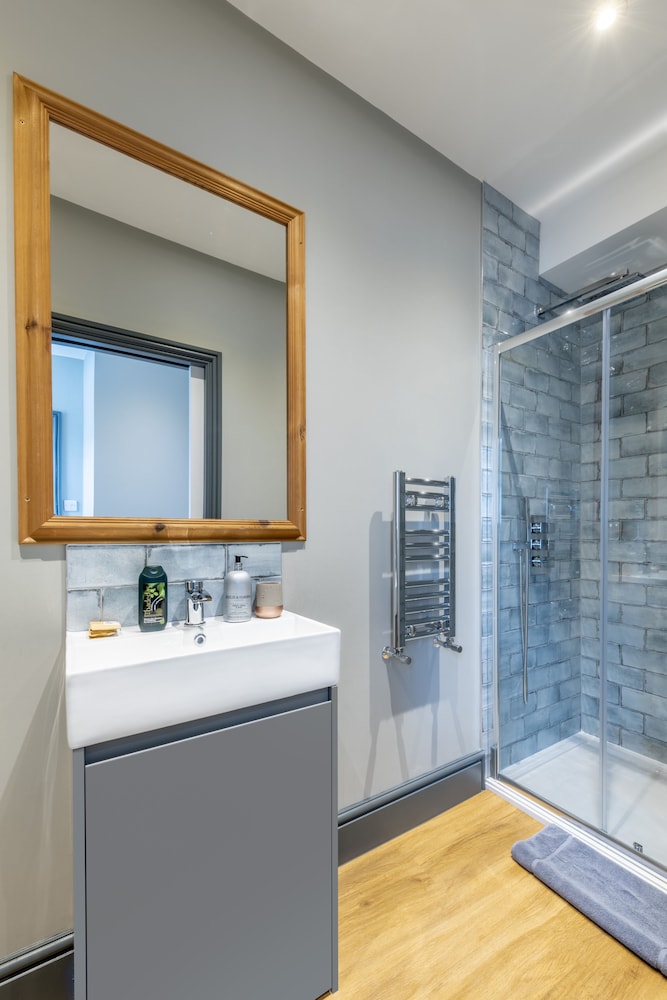 Deluxe Double Room, Ensuite, Sea View photo 3