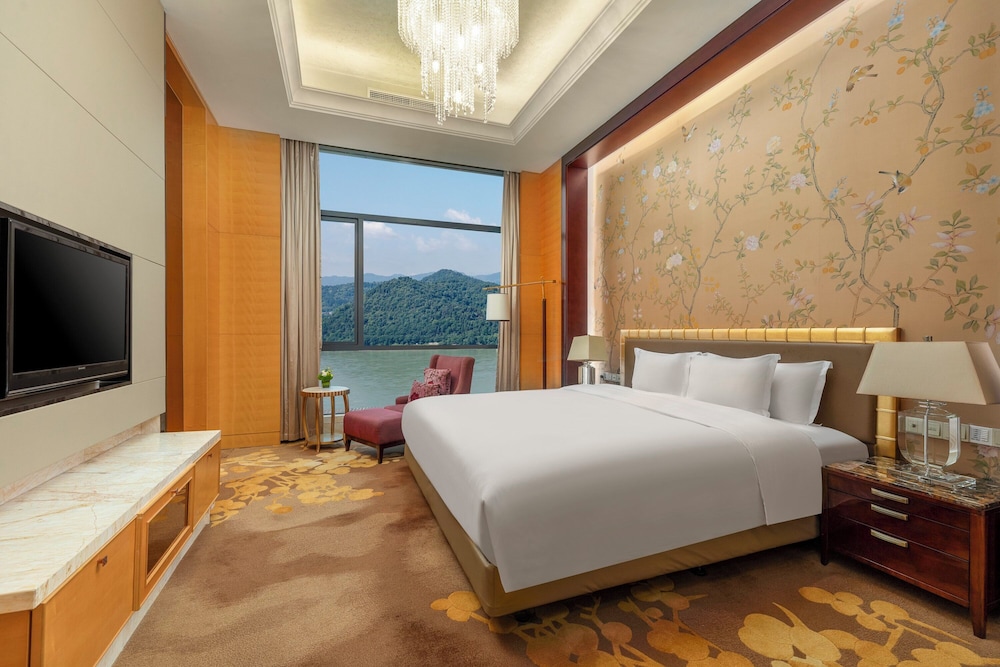Presidential Suite photo 3