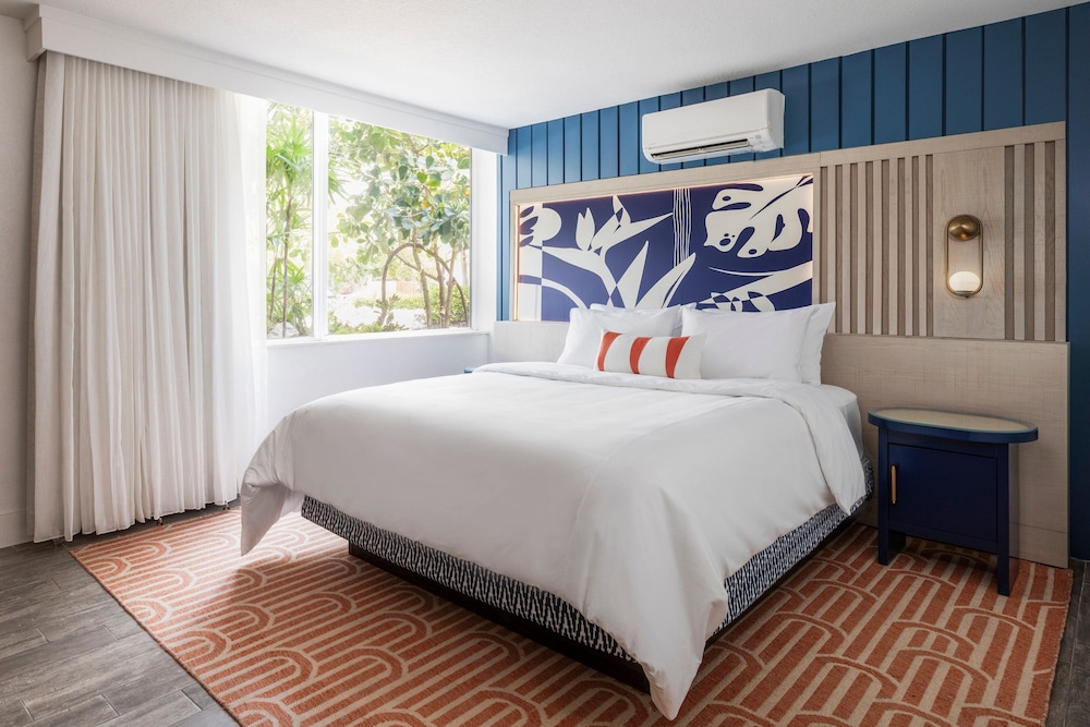 Room, Lanai, Ocean View - Photo 1