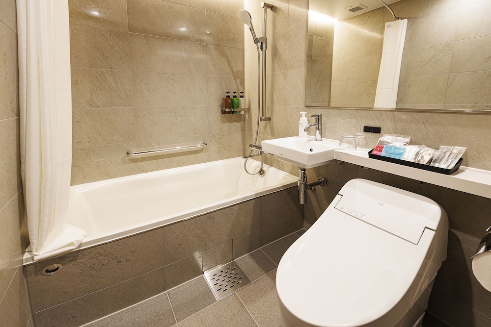 Standard Double Room, 1 King Bed, Non Smoking, River View (For 2 people) photo 3