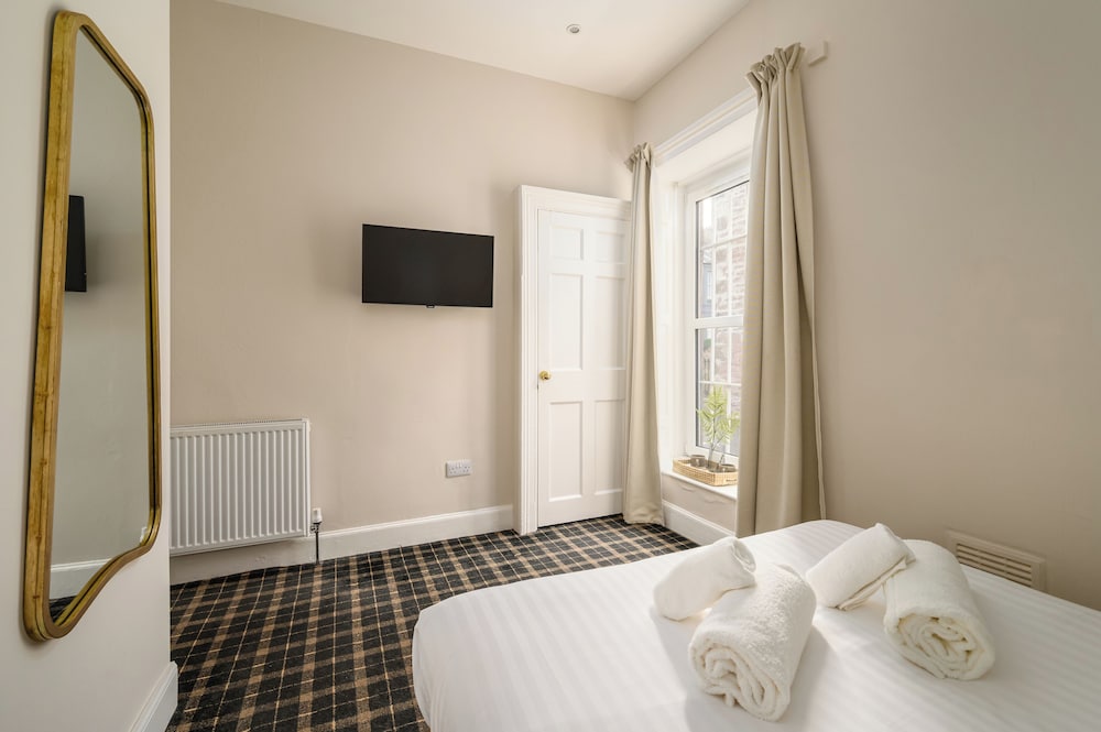 Basic Double Room