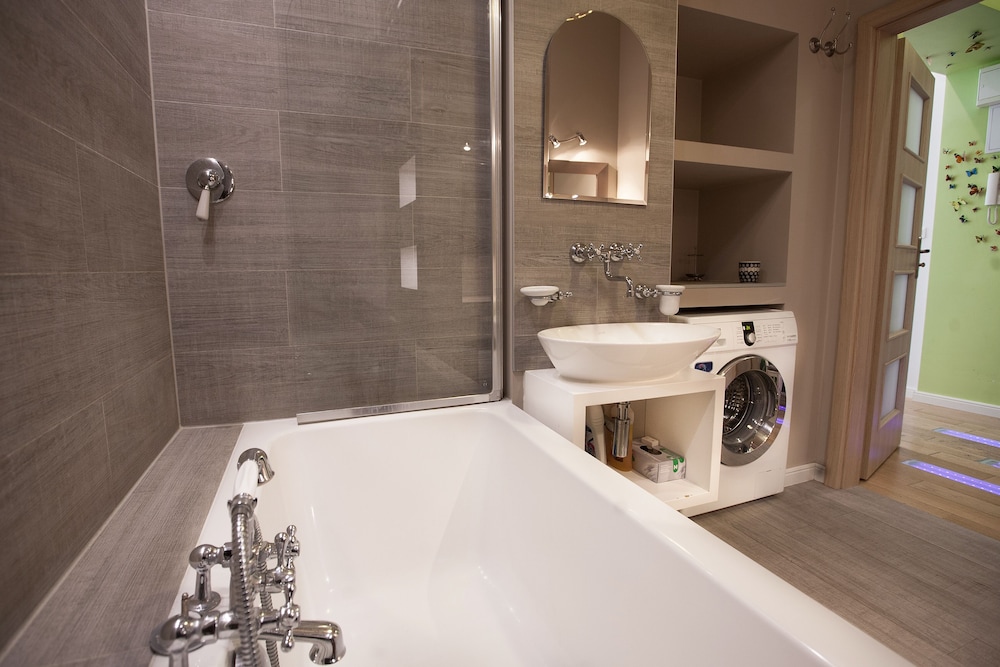 Apartment - Photo 14