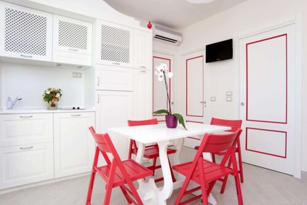 Family Apartment, 2 Bedrooms photo 3